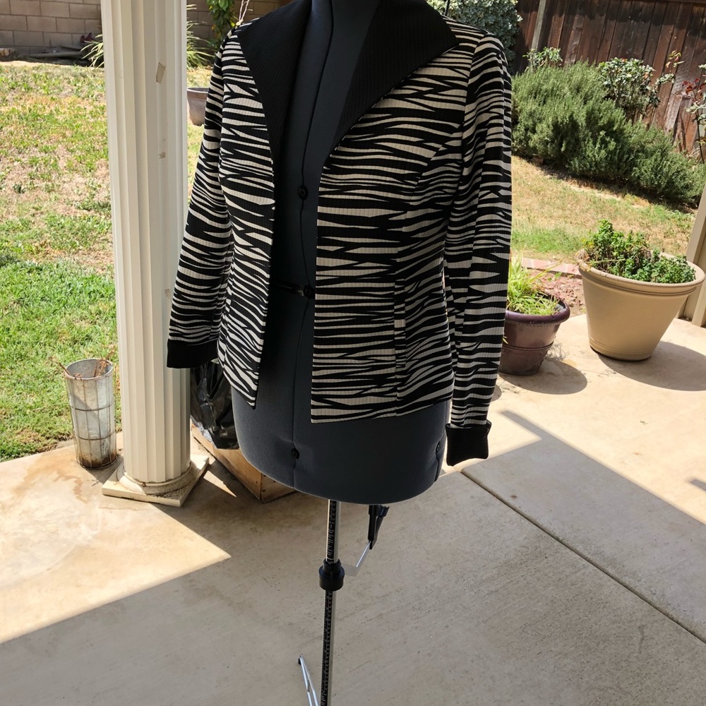 Scott Taylor Jacket - Picture 3 of 3